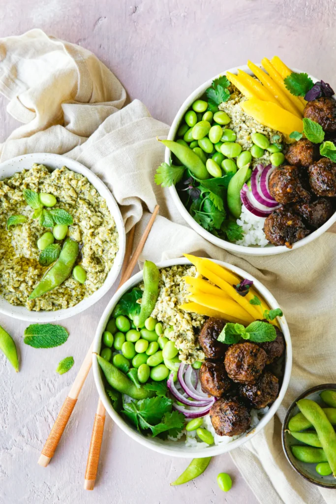 Green-Poke-Bowl-bouchées-végétales-et-tartinable-edamame
