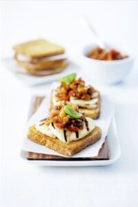 Toasts-mozzarella-tartare-légumes-grillés 
