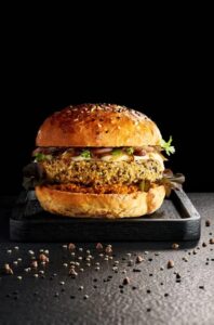 Burger-galette-caviar-aubergines-oignons-confits Burger-galette-caviar-aubergines-oignons-confits