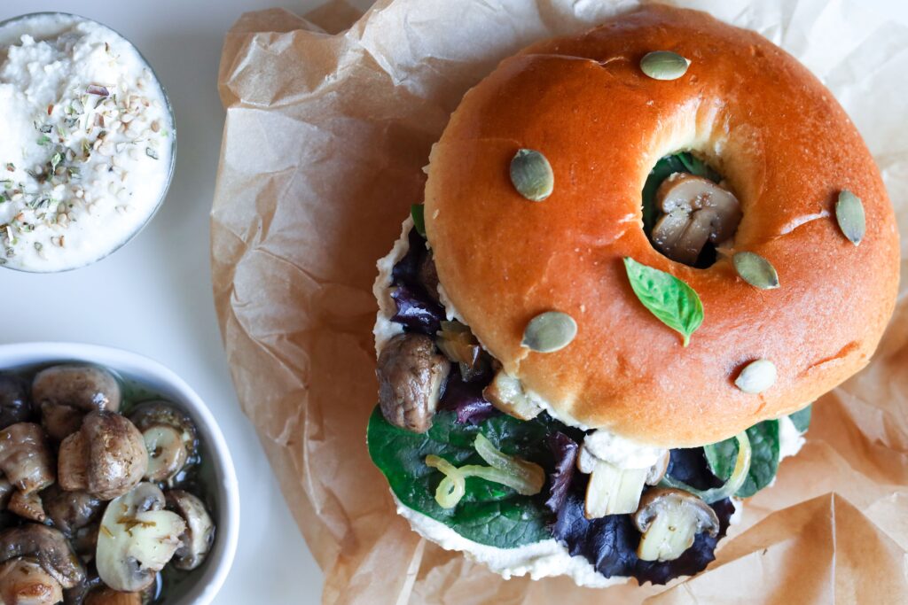 bagel-creamy-oignons